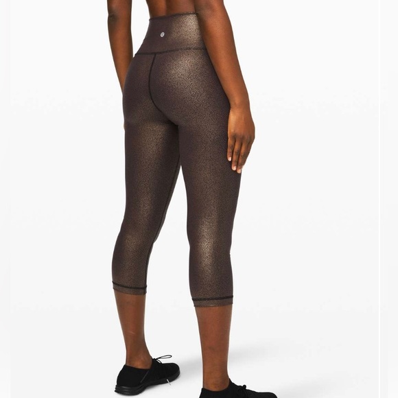 Lululemon Leggings Wunder Under High-Rise Tight Foil (size 6, 21”). - Picture 1 of 7